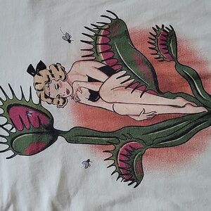Mischief Made Venus Flytrap T Fitted Xl